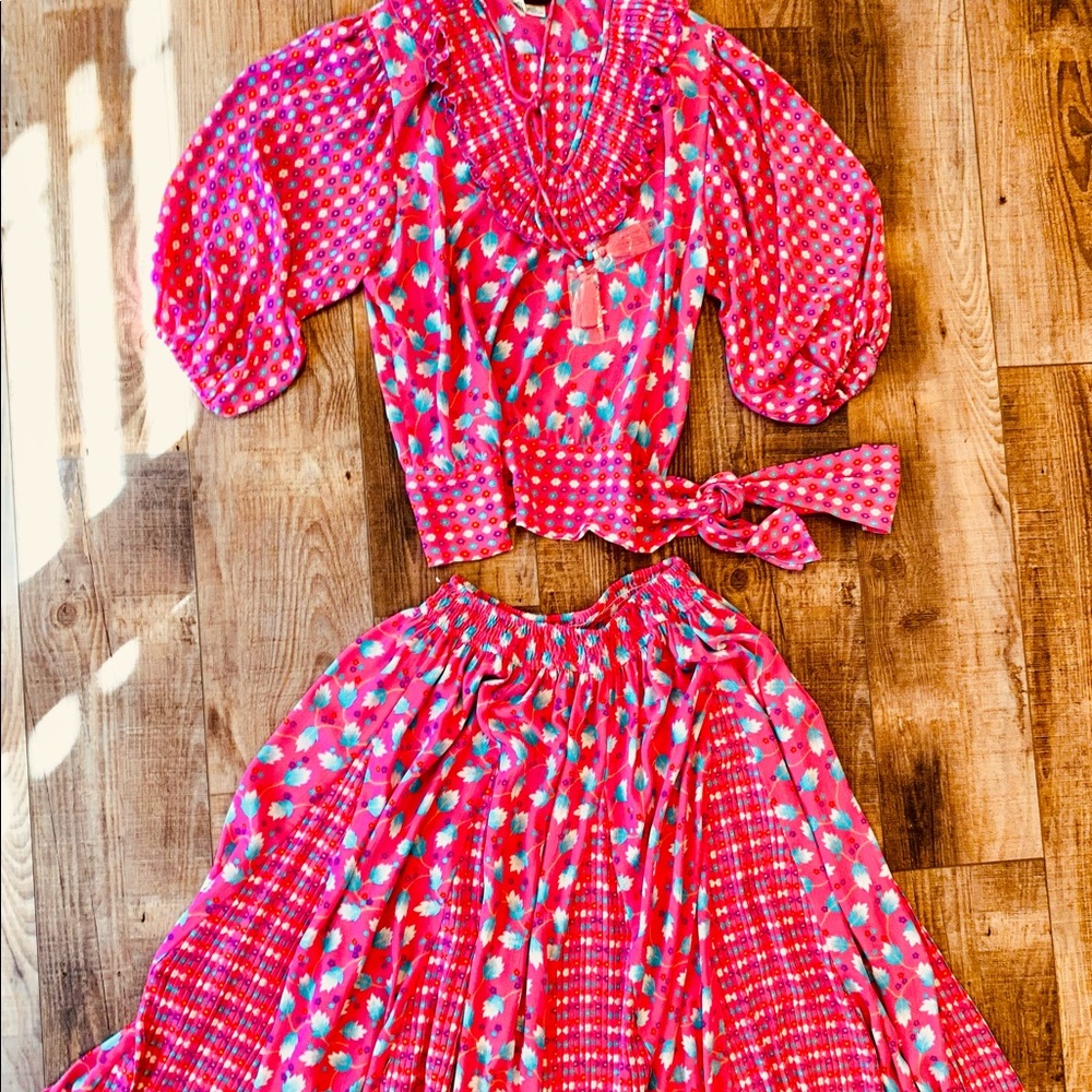 Diane Freis Vintage 1980s Leafy Pink two piece set